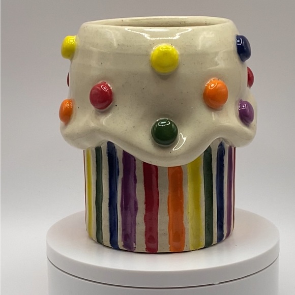 Candy Cupcake - Picture 1 of 3